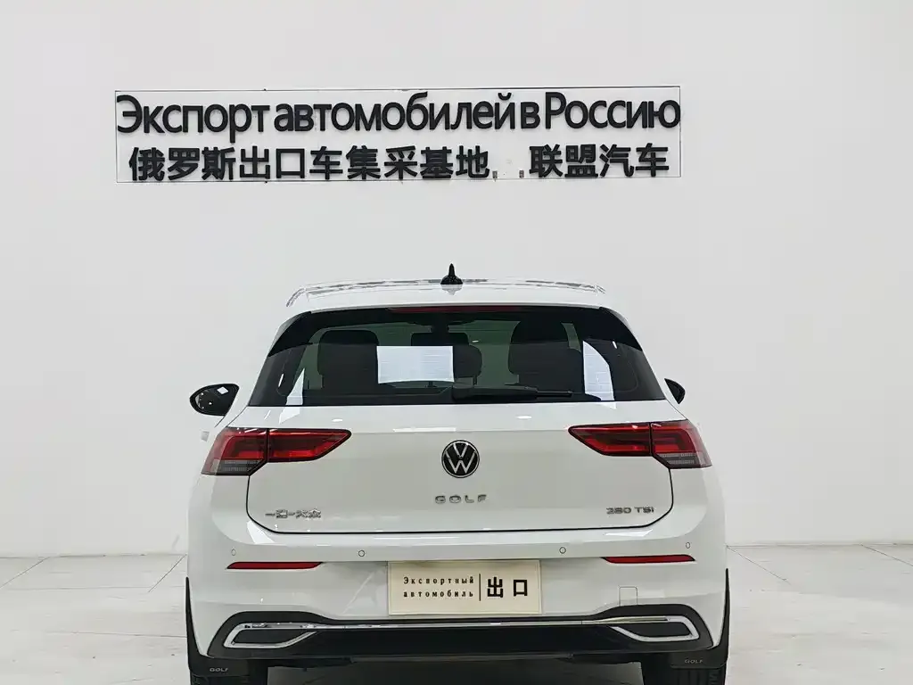 Volkswagen Golf 2021 из CN, фото 2