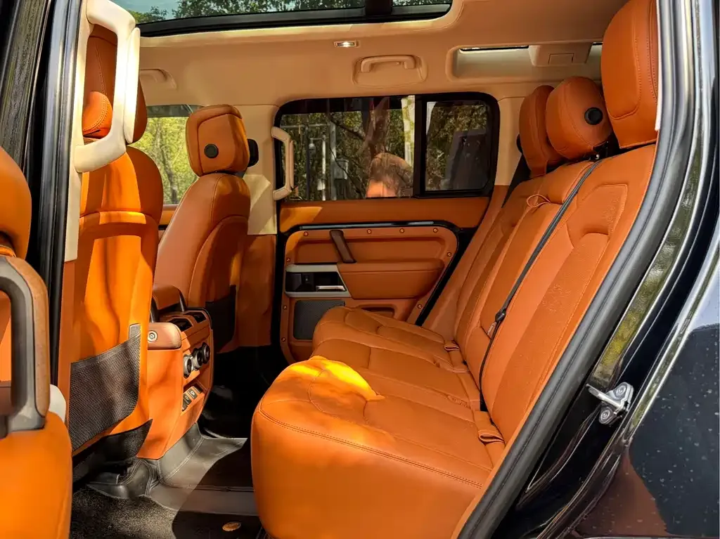 Land Rover Defender — фото 3