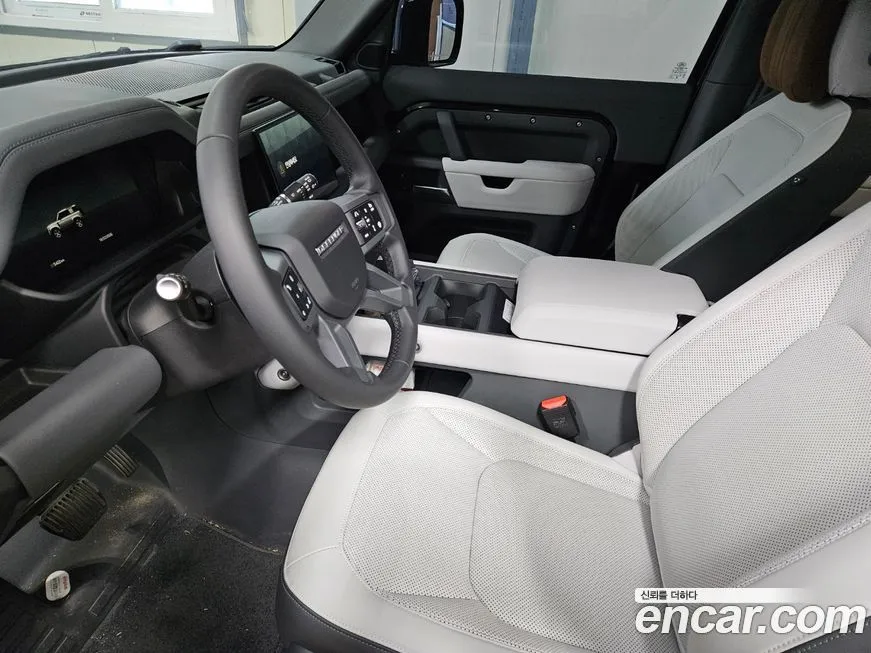 Land Rover Defender 2025 из KR, фото 7