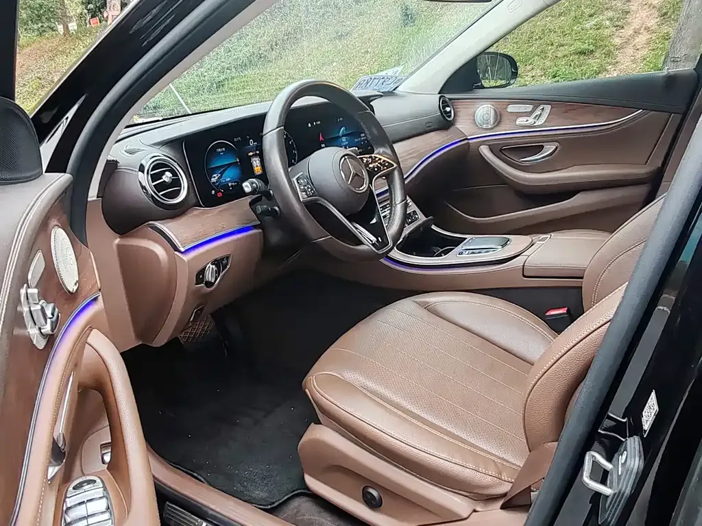 Mercedes-Benz E-Class 2023 из CN, фото 7