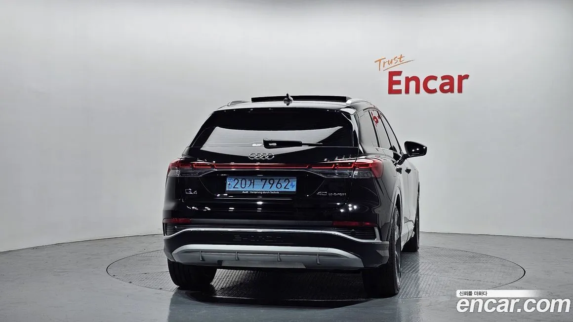 Audi Q4 e-tron 2022 из KR, фото 2