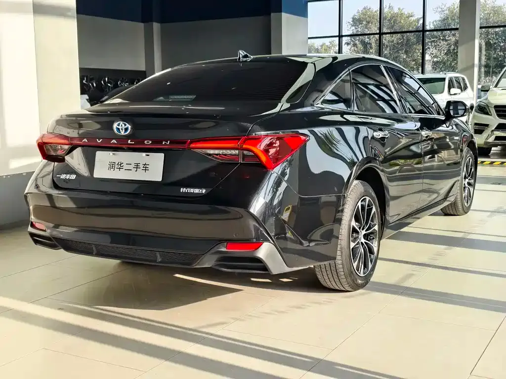 Toyota Avalon 2022 из CN, фото 5