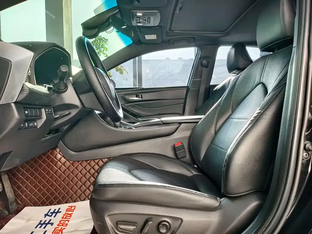 Toyota Avalon 2022 из CN, фото 7