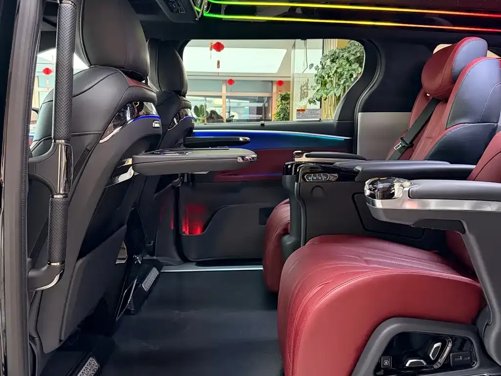 Toyota Granvia 2025 из CN, фото 2