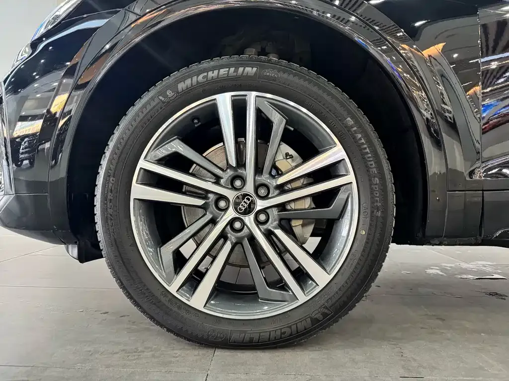 Audi Q5L 2023 из CN, фото 6