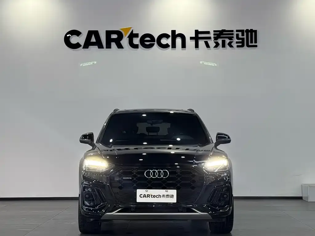 Audi Q5L 2023 из CN, фото 2