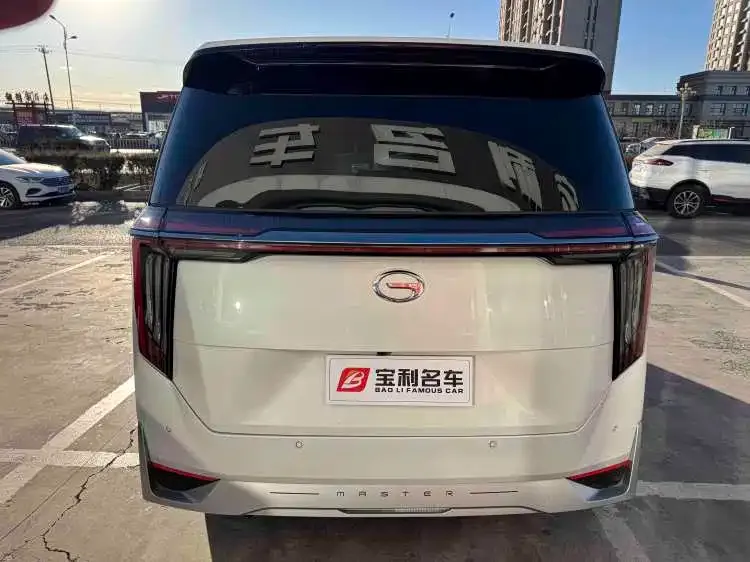 GAC Motor Trumpchi M8 — фото 4