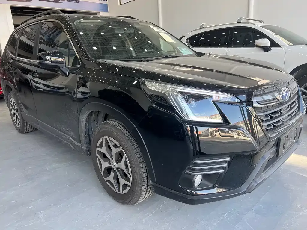 Subaru Forester 2023 из CN, фото 9