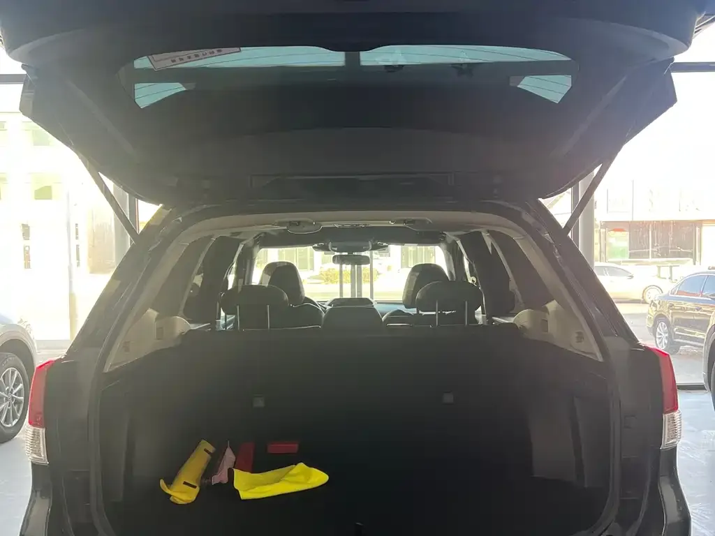 Subaru Forester 2023 из CN, фото 3