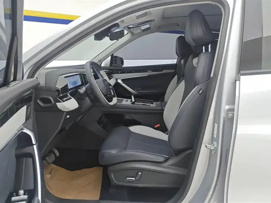 Geely Boyue L 2025 из CN, фото 8