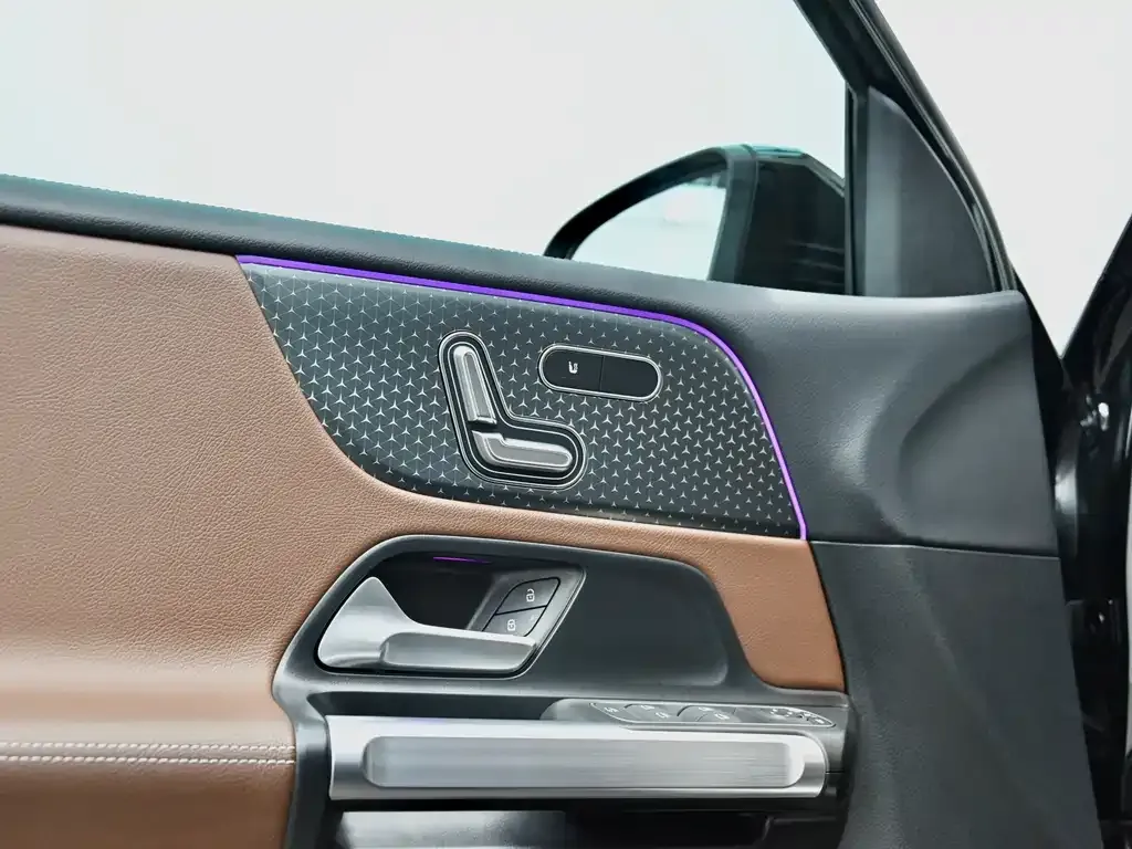 Mercedes-Benz GLB 2023 из CN, фото 7