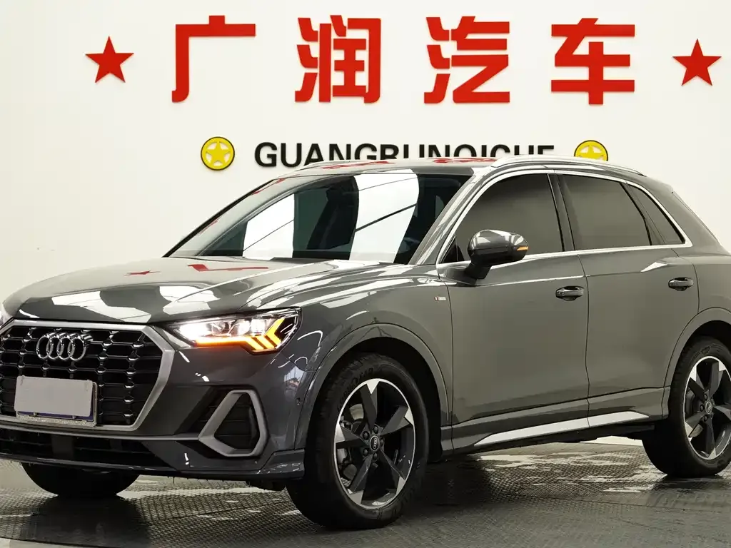 Audi Q3 2022 из CN, фото 1
