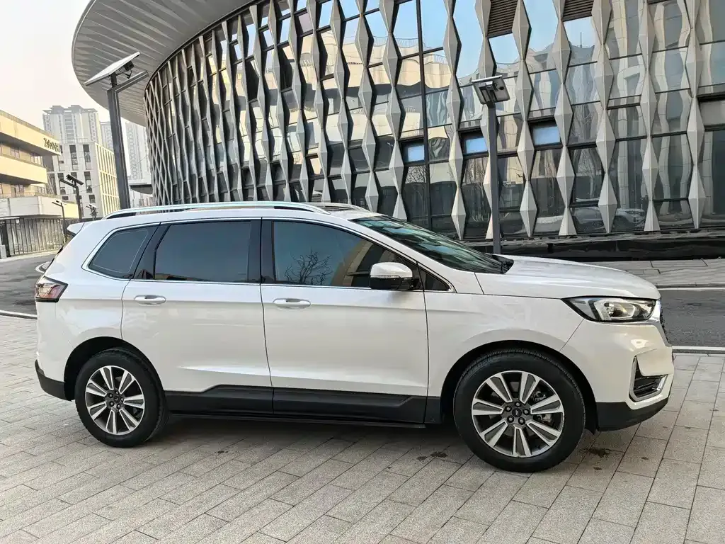 Ford Edge 2022 из CN, фото 6