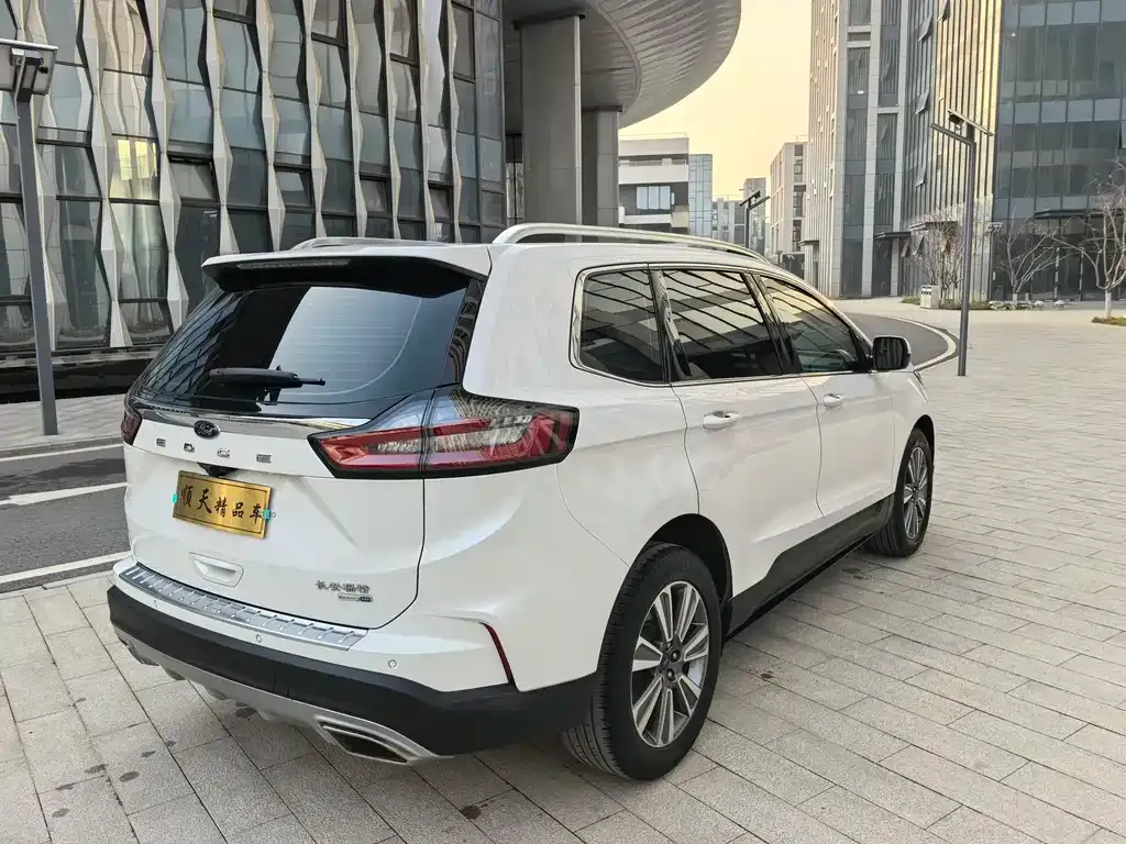 Ford Edge 2022 из CN, фото 5