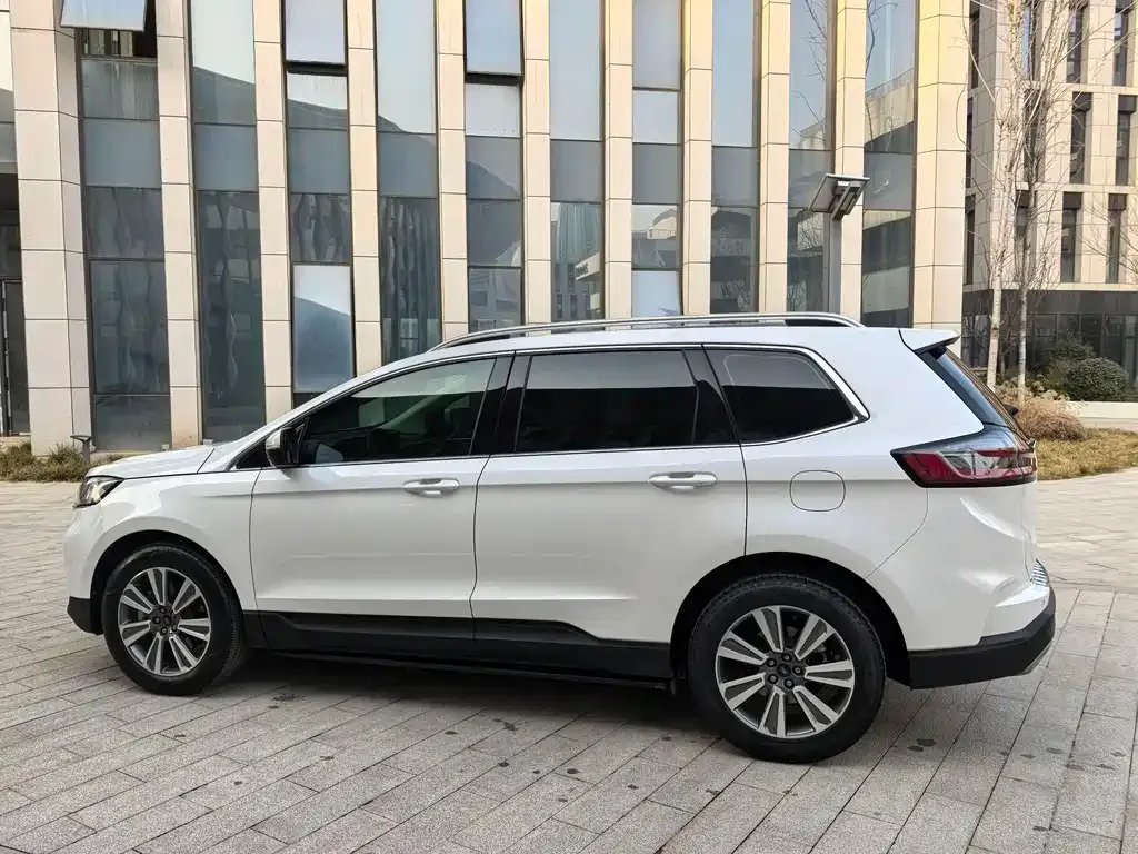 Ford Edge 2022 из CN, фото 7
