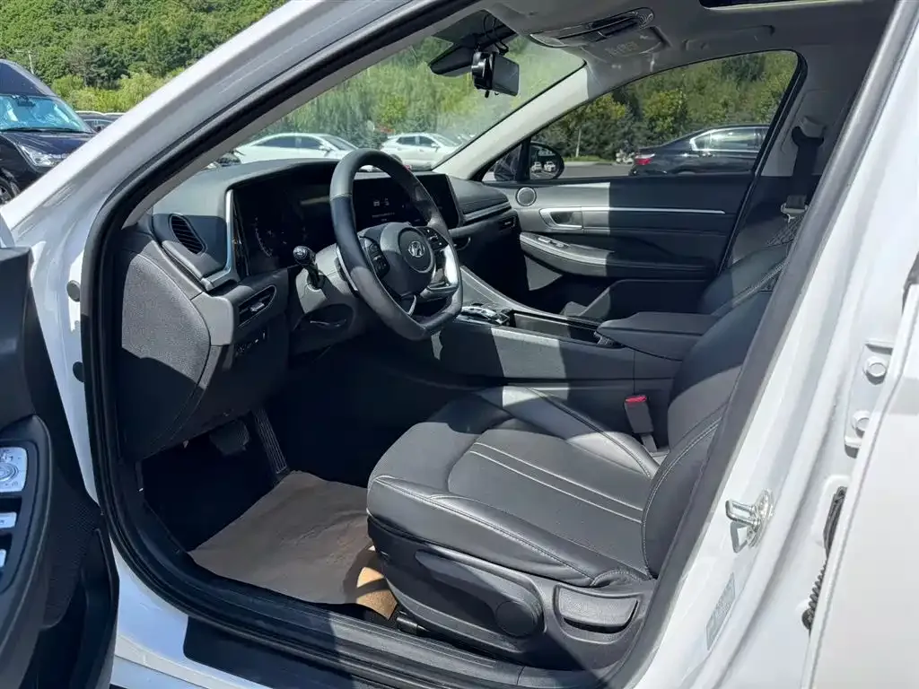 Hyundai Sonata 2021 из CN, фото 10