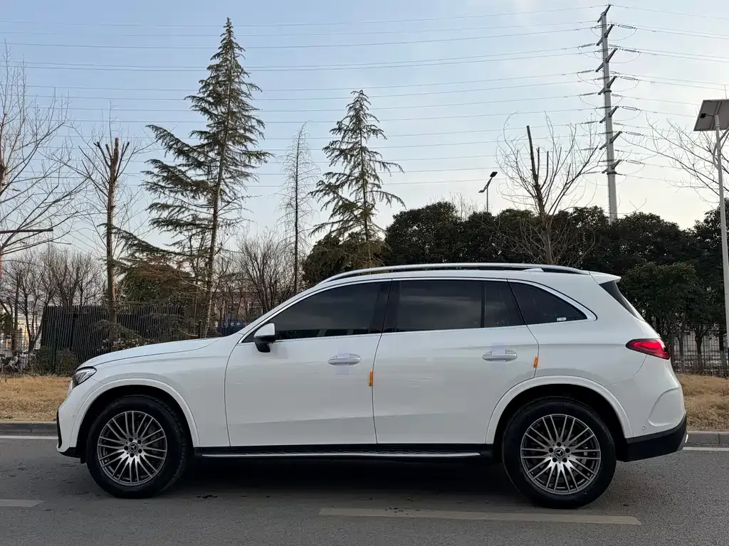 Mercedes-Benz GLC — фото 10