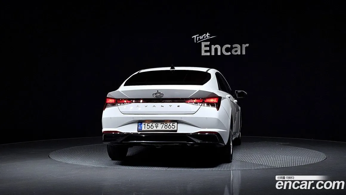 Hyundai AVANTE — фото 4