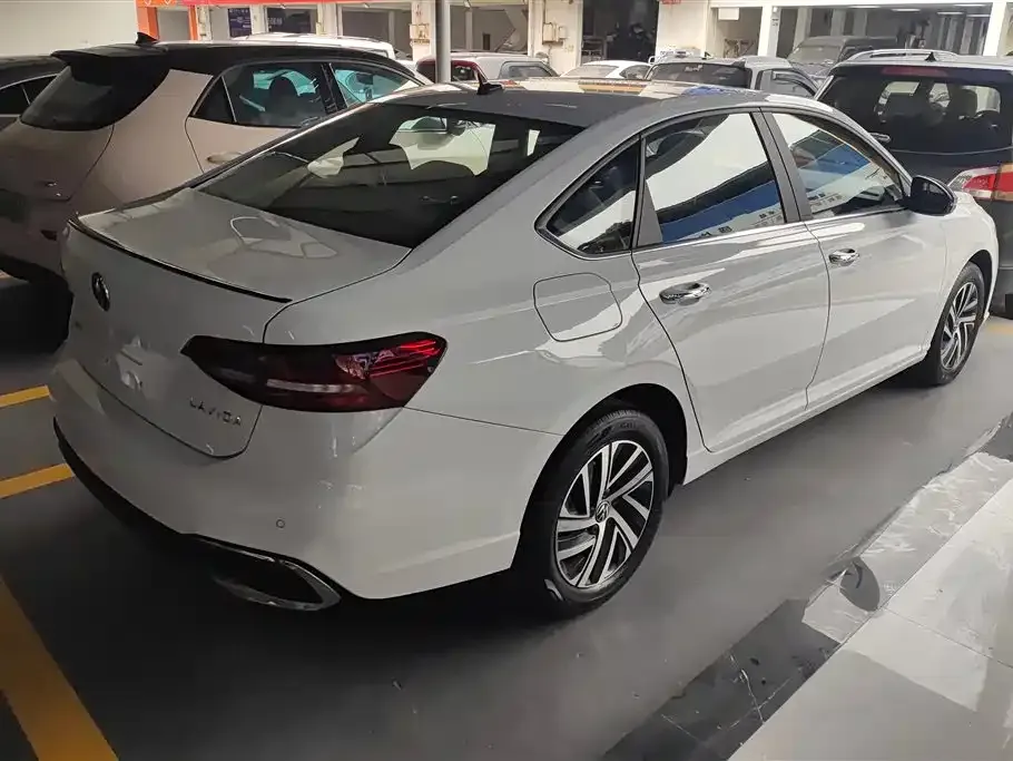 Volkswagen Lavida 2024 из CN, фото 5