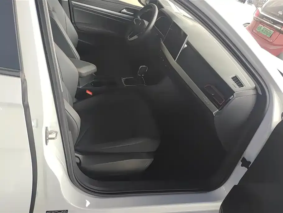 Volkswagen Lavida 2024 из CN, фото 9