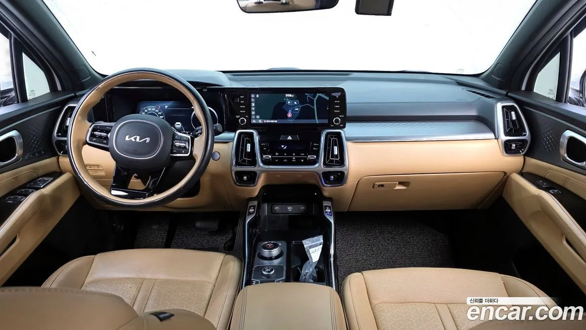 Kia Sorento — фото 8