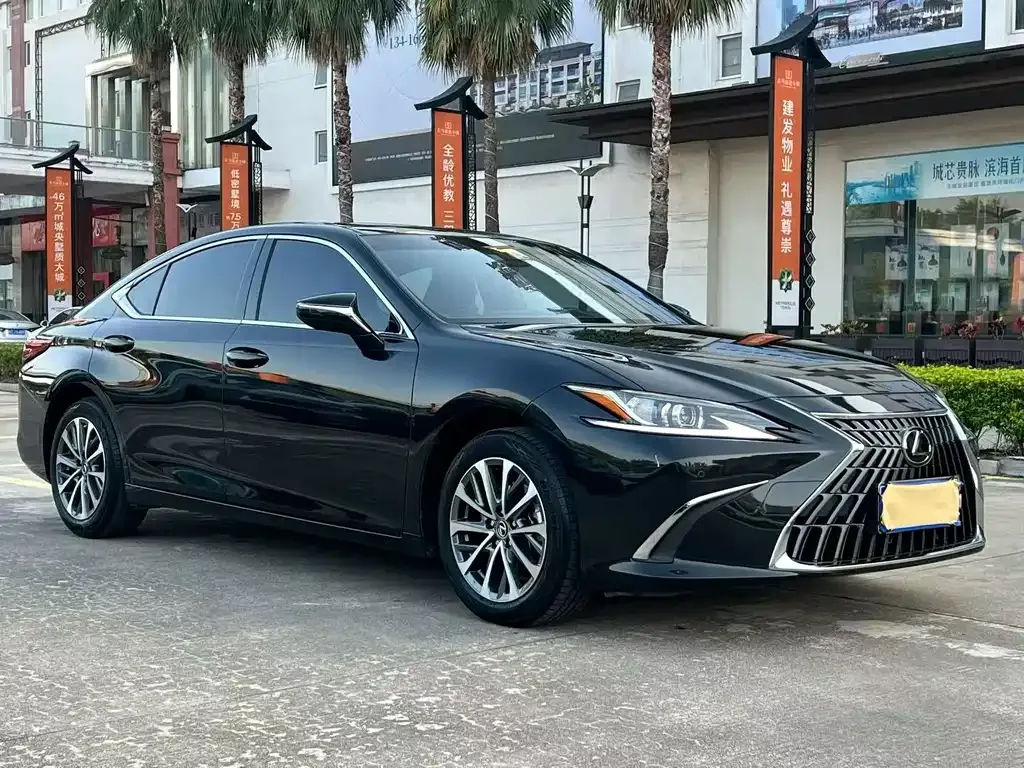 Lexus ES 2022 из CN, фото 8