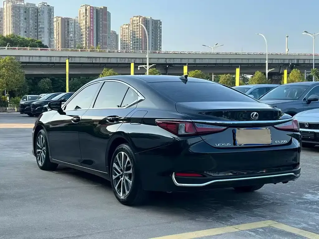 Lexus ES 2022 из CN, фото 9
