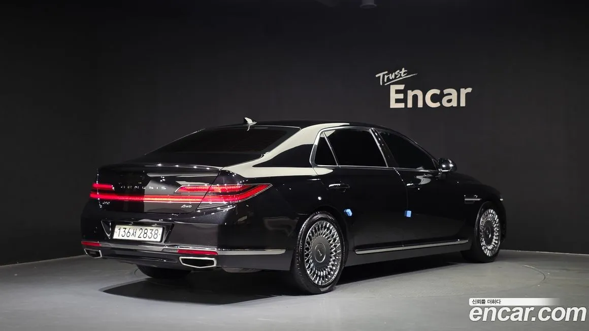 Genesis G90 — фото 10
