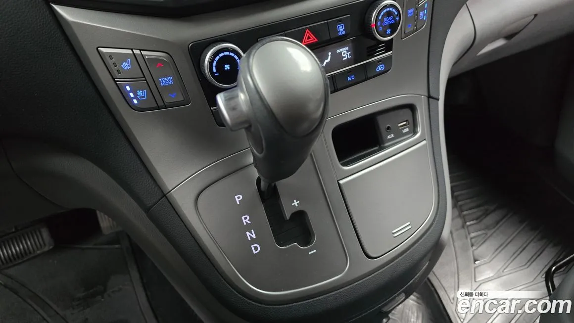 Hyundai Starex 2021 из KR, фото 8
