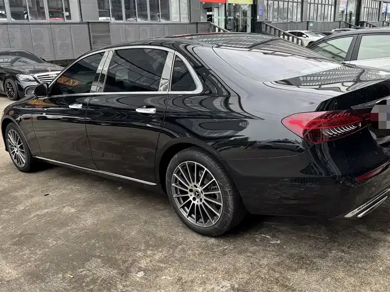 Mercedes-Benz E-Class 2023 из CN, фото 3