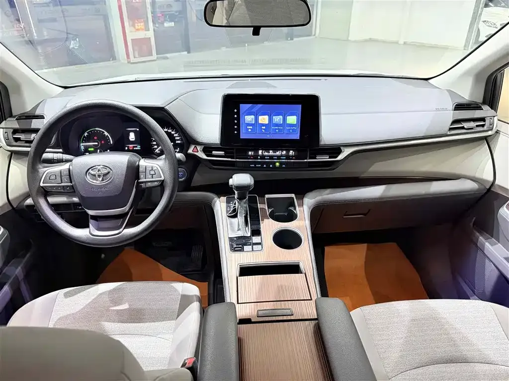 Toyota Sienna 2022 из CN, фото 10