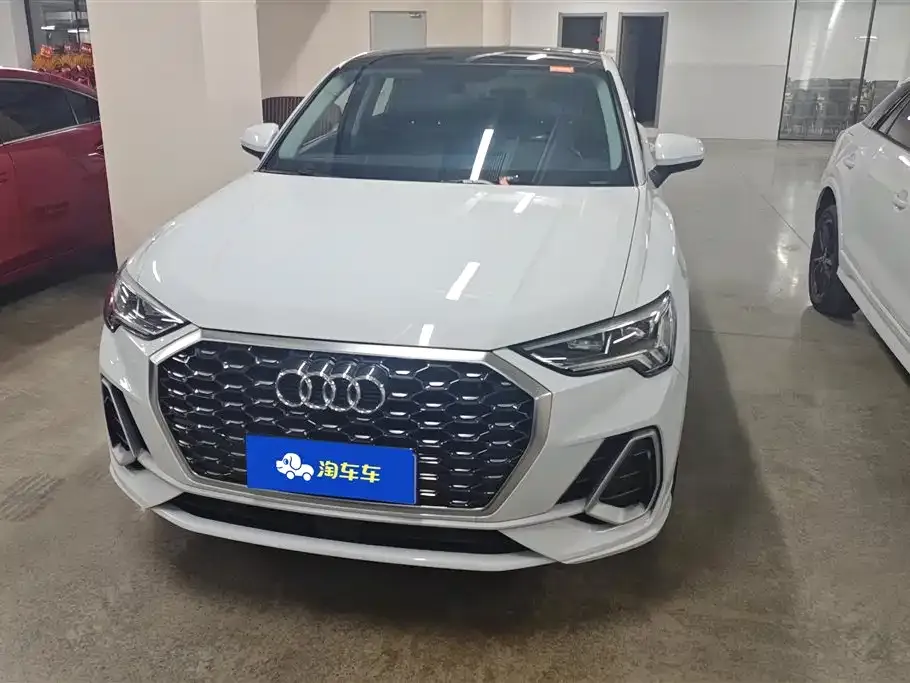 Audi Q3 Sportback 2021 из CN, фото 2