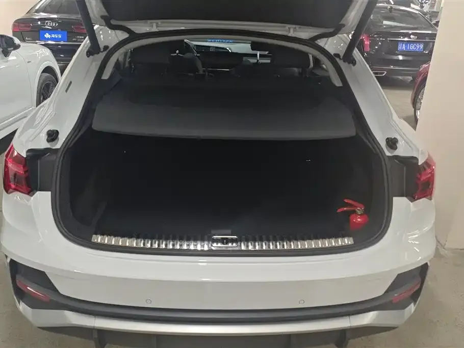 Audi Q3 Sportback 2021 из CN, фото 4