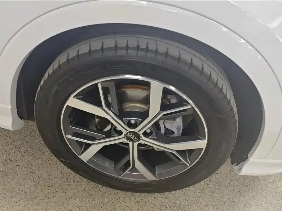 Audi Q3 Sportback 2021 из CN, фото 8