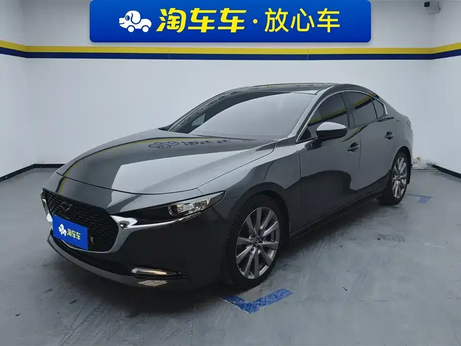 Mazda 3 Axela 2022 из CN, фото 1
