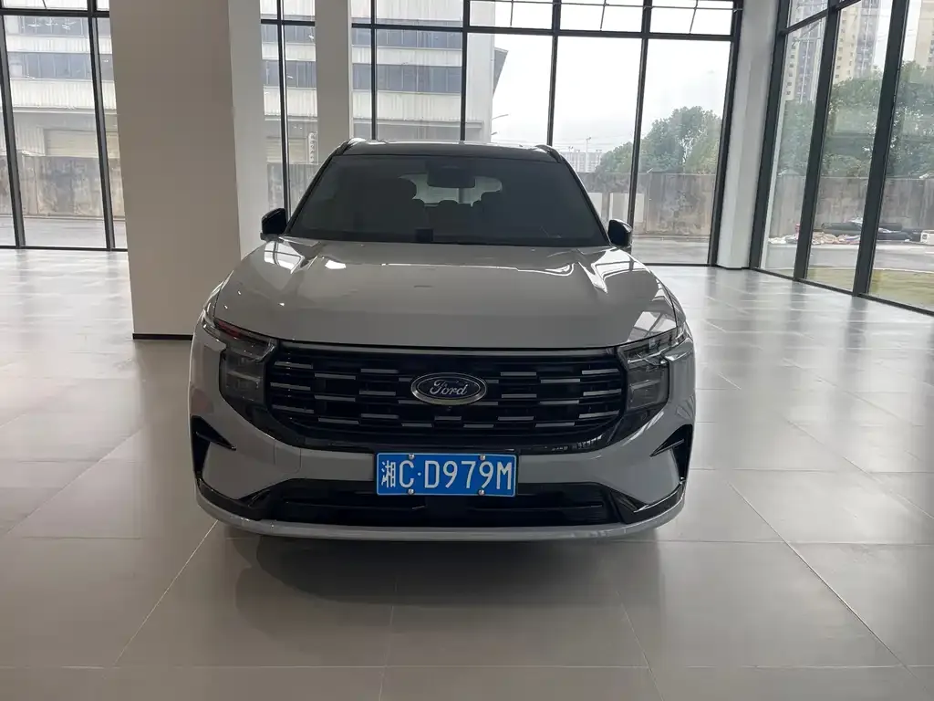 Ford Edge — фото 8