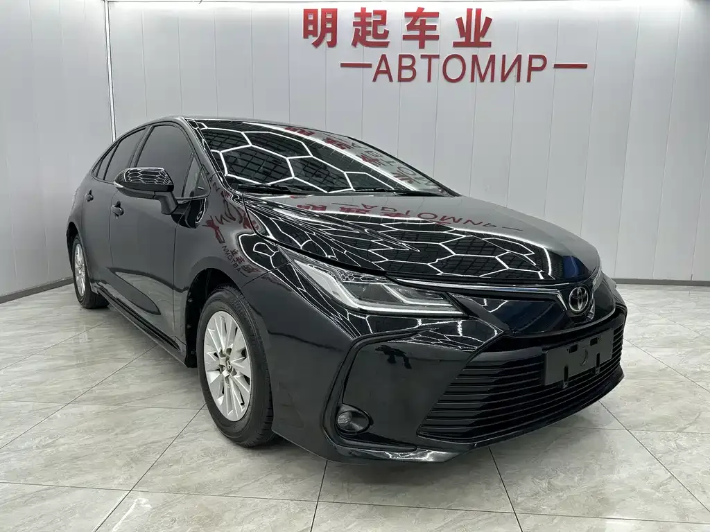 Toyota Corolla 2023 из CN, фото 2