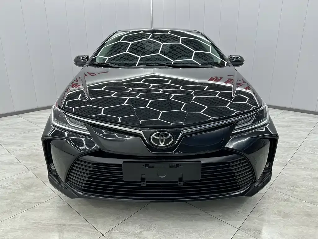 Toyota Corolla 2023 из CN, фото 3