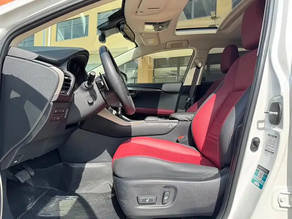 Lexus NX 2021 из CN, фото 4