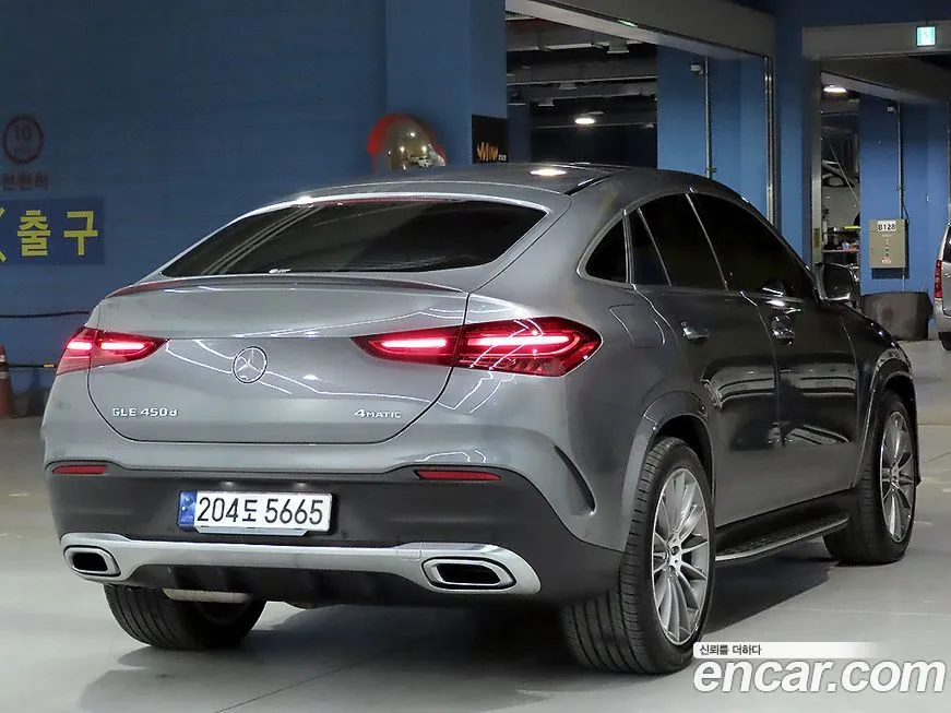 Mercedes-Benz GLE-Class — фото 6