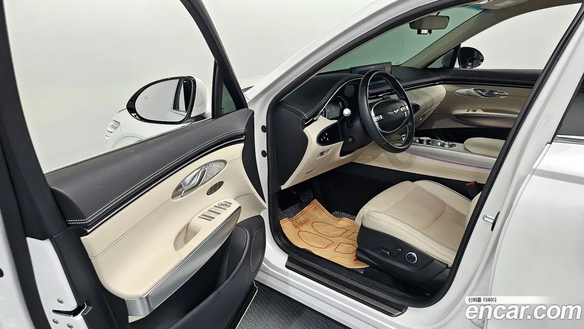 Genesis GV70 — фото 10