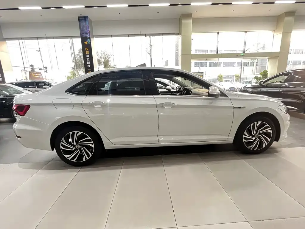 Volkswagen Sagitar 2022 из CN, фото 5