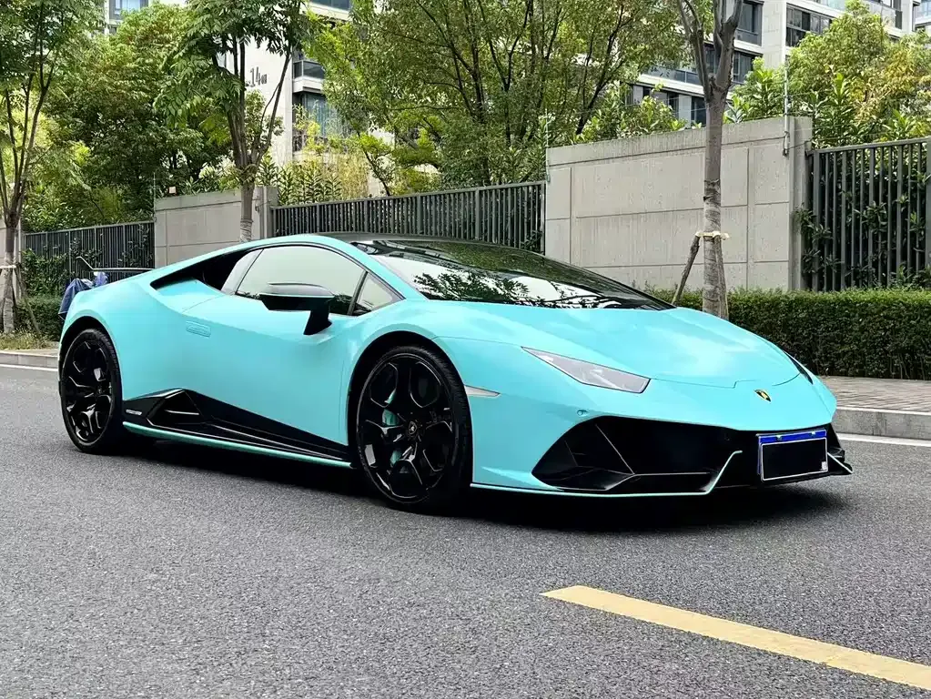 Lamborghini Huracan — фото 1
