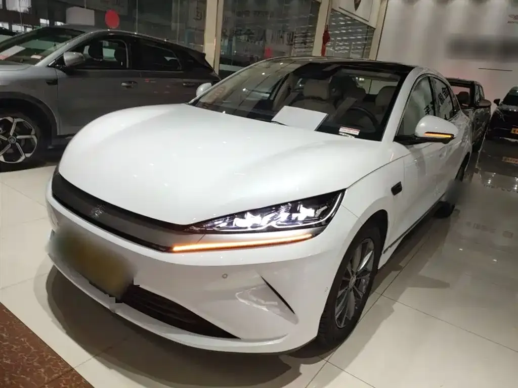 BYD Qin L 2025 из CN, фото 1