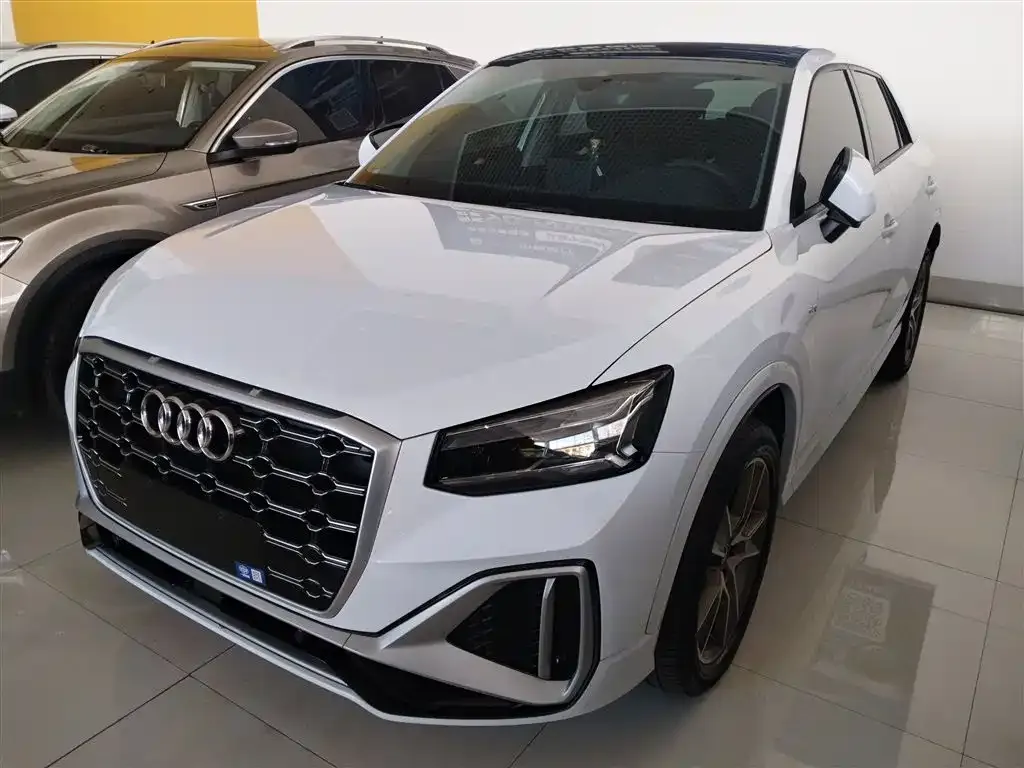 Audi Q2L 2023 из CN, фото 1