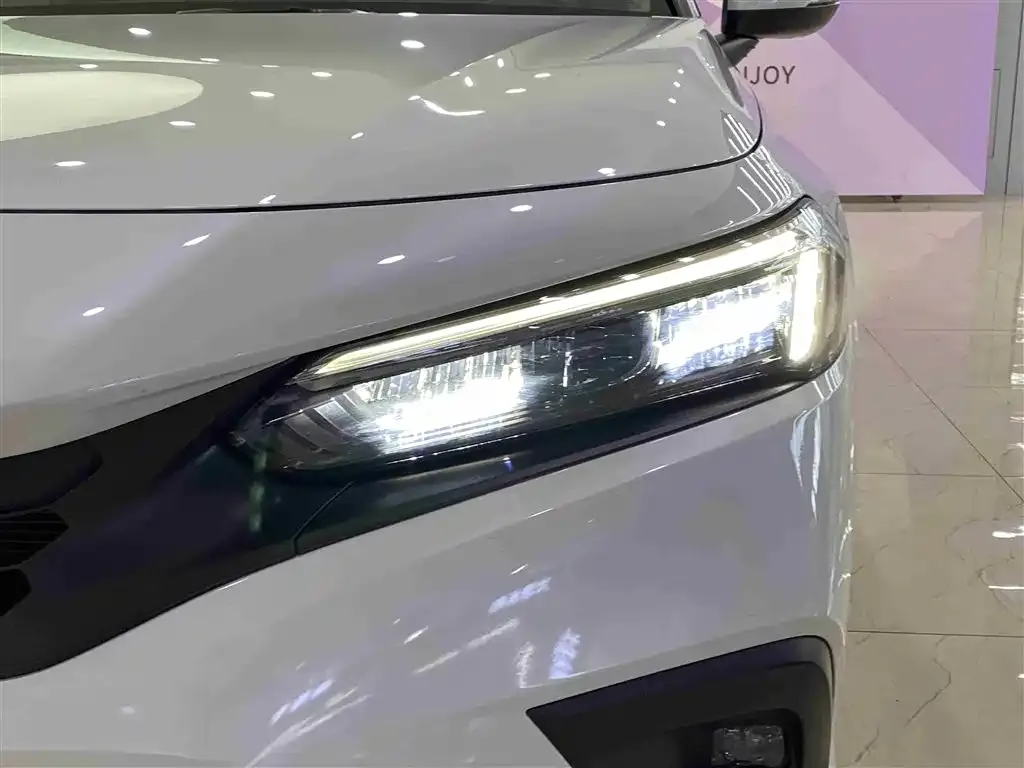 Honda Civic 2024 из CN, фото 2