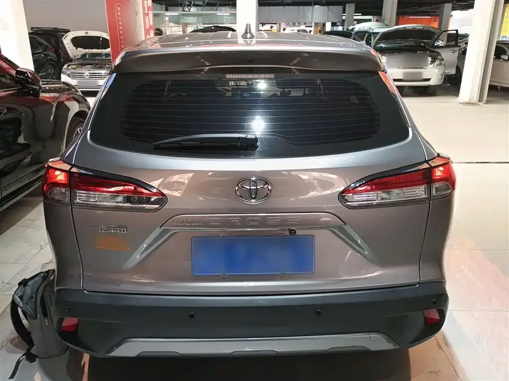 Toyota Corolla Cross 2024 из CN, фото 7