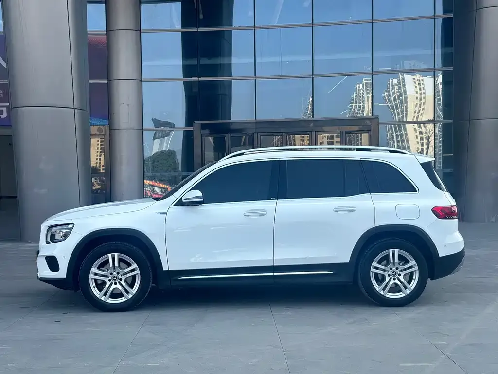 Mercedes-Benz GLB 2022 из CN, фото 8