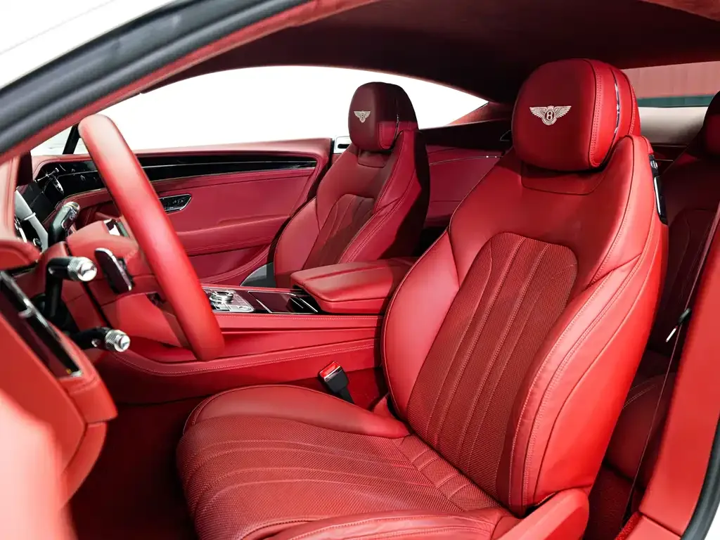 Bentley Continental 2021 из CN, фото 4