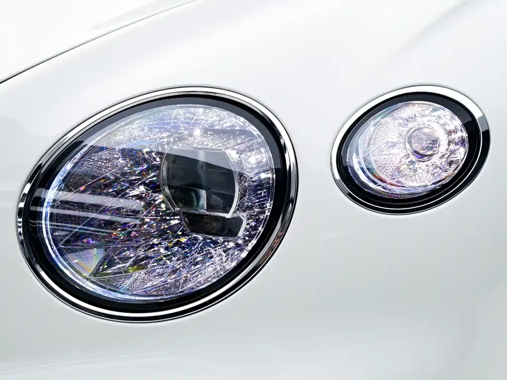 Bentley Continental 2021 из CN, фото 5